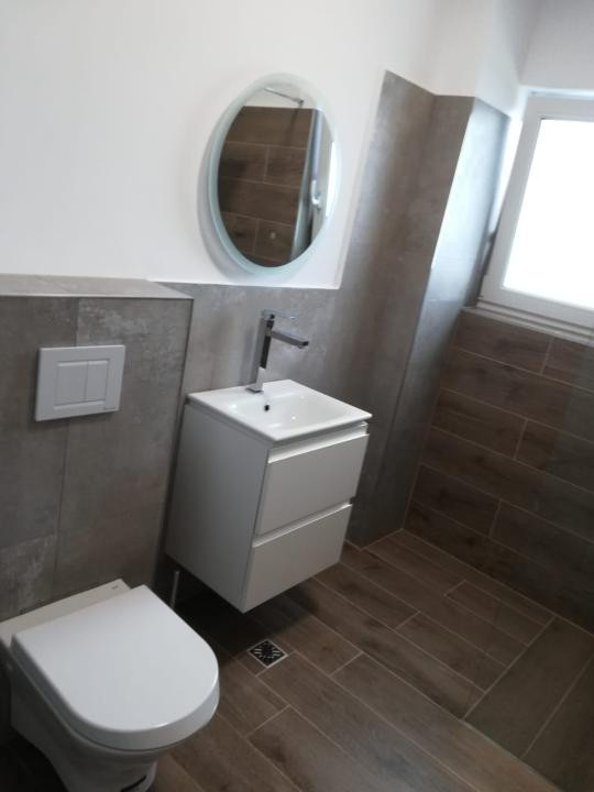 Apartament la etaj intermediar, parcare subterana, zona Terra