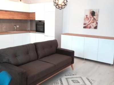 Apartament la etaj intermediar, parcare subterana, zona Terra