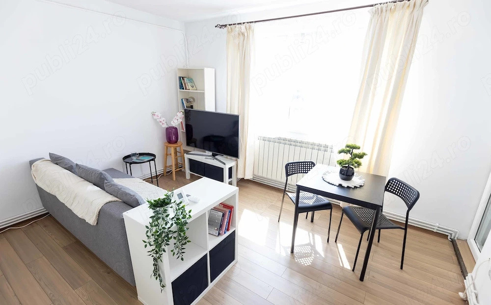 Apaartament de vanzare, 2 camere decomandat, Zona Big