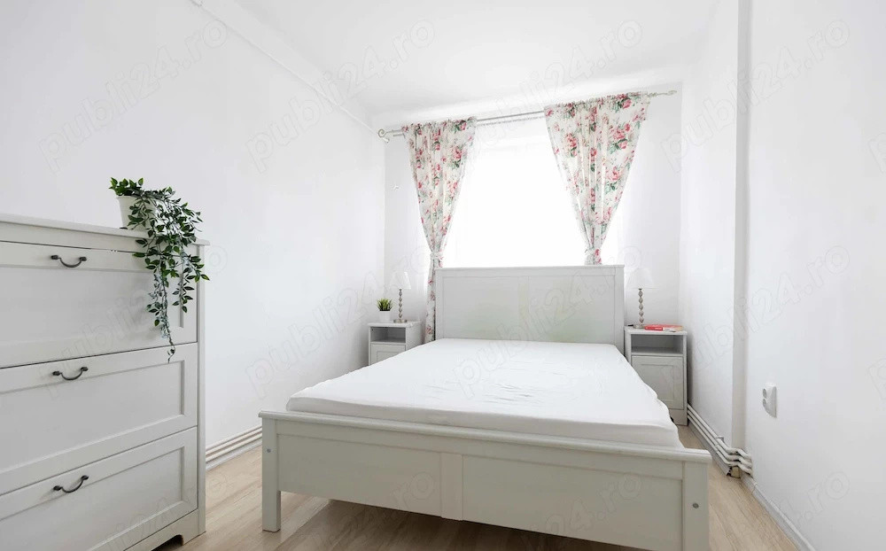 Apaartament de vanzare, 2 camere decomandat, Zona Big