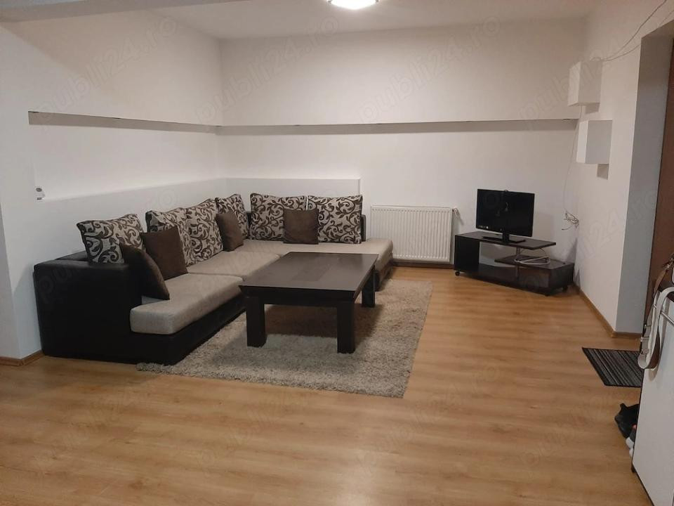 Apartament spatios cu 2 camere, 66,7 mp, parcare, zona Florilor