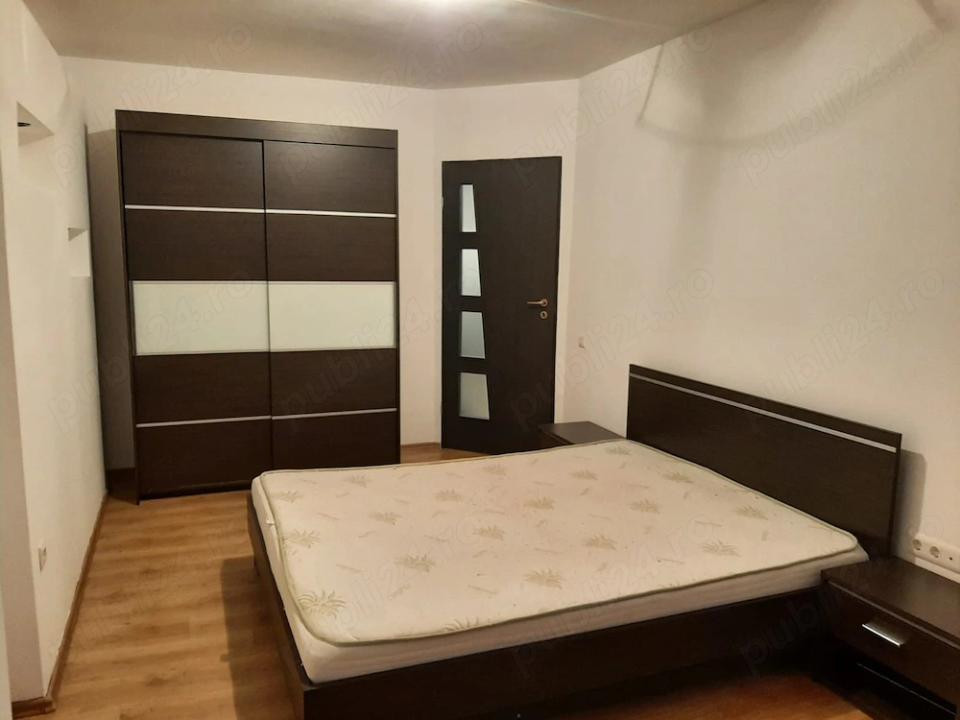 Apartament spatios cu 2 camere, 66,7 mp, parcare, zona Florilor