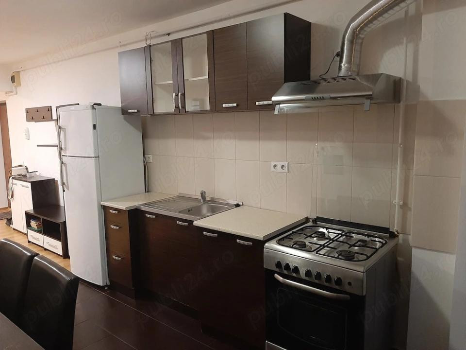 Apartament spatios cu 2 camere, 66,7 mp, parcare, zona Florilor