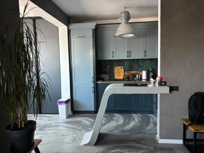 Apartament finisat modern, etaj intermediar, zona clinicii AMETYST