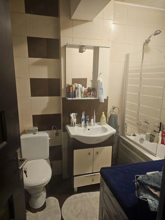 Apartament cu 3 camere, 59,40 mp, 2 balcoane, zona Eroilor