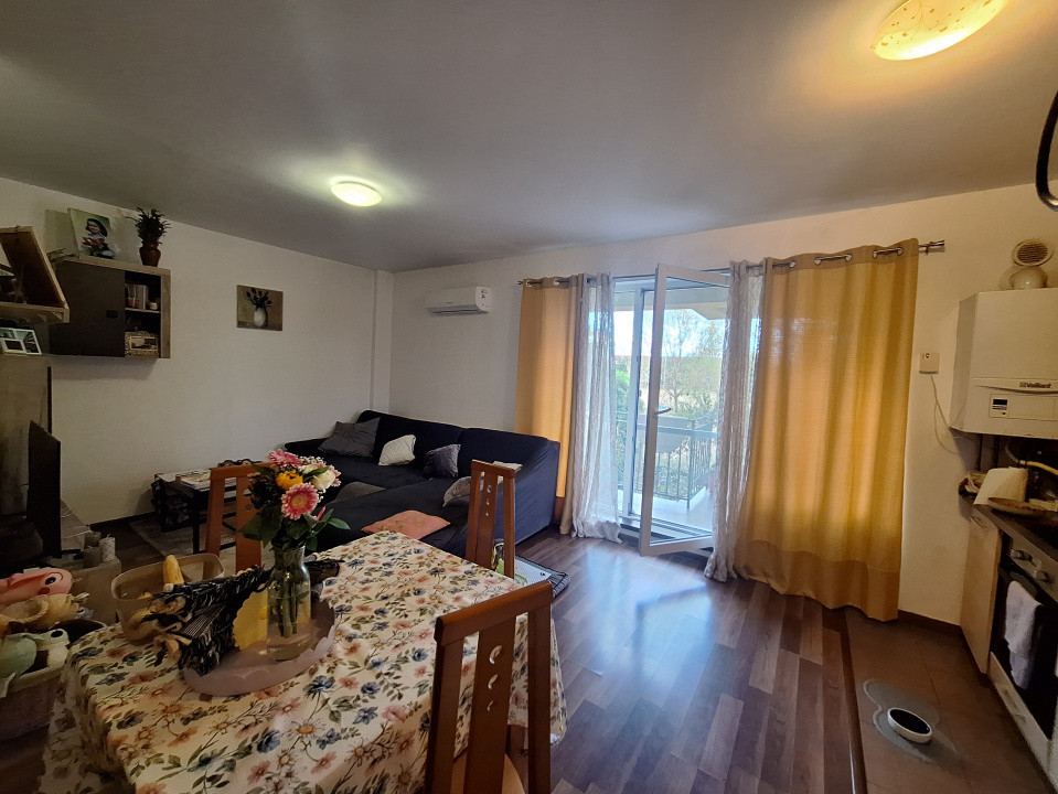 Apartament cu 3 camere, 59,40 mp, 2 balcoane, zona Eroilor