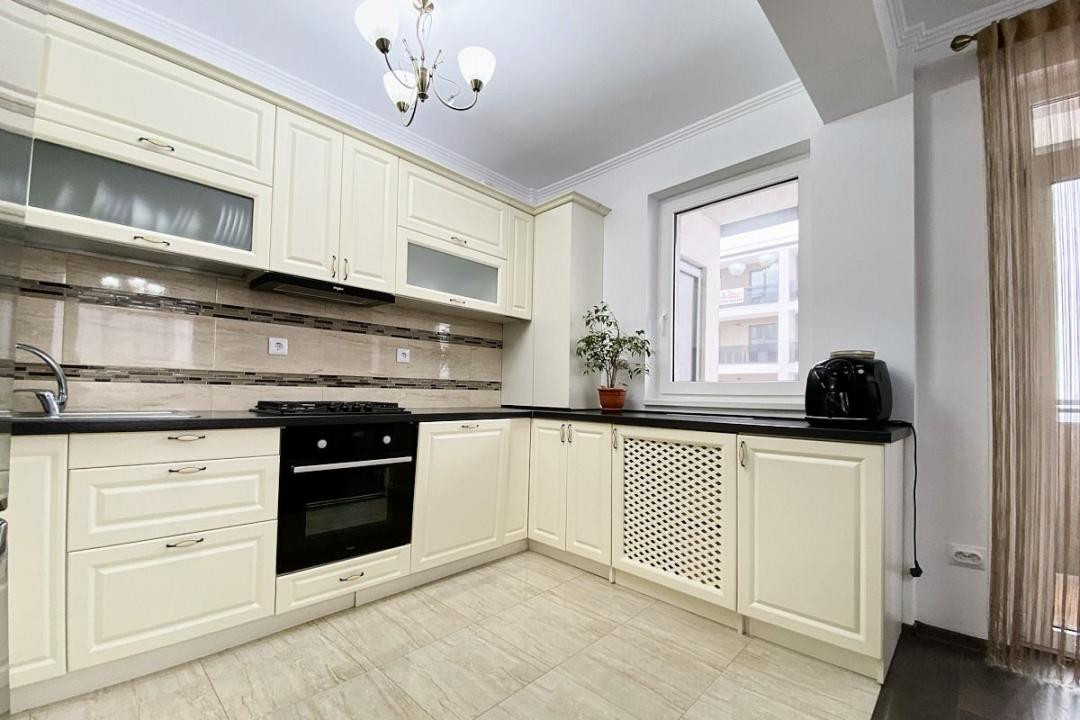 Apartament cu 3 camere, 67 mp,2 parcari, zona Tineretului