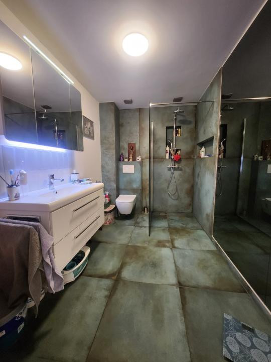 Apartament cu 2 camere,terasa  si gradina,zona Teilor