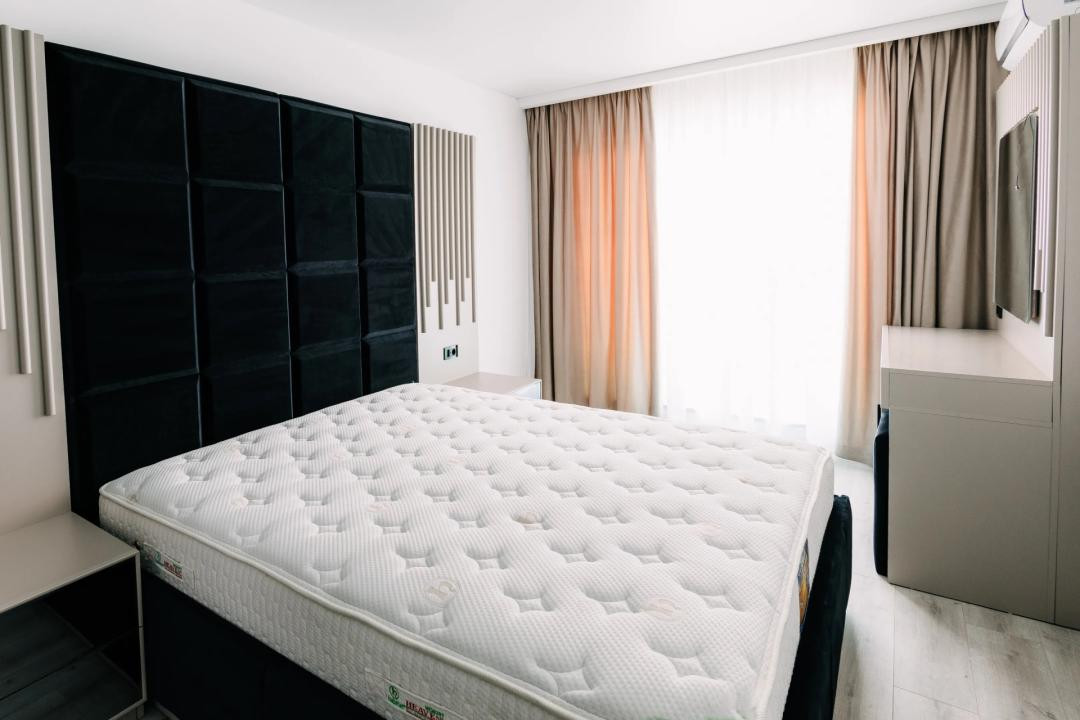 Apartament 2 camere, prima închiriere, parcare subterană, zona Frunzisului