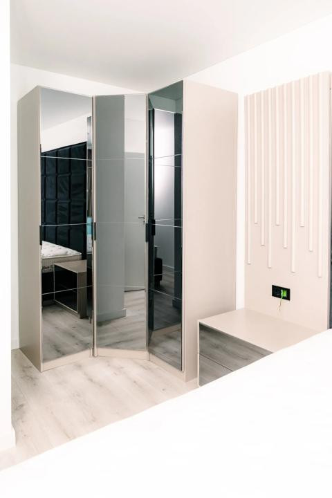 Apartament 2 camere, prima închiriere, parcare subterană, zona Frunzisului