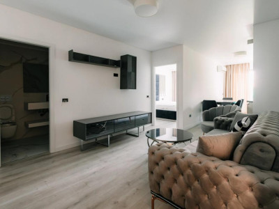 Apartament 2 camere, prima închiriere, parcare subterană, zona Frunzisului