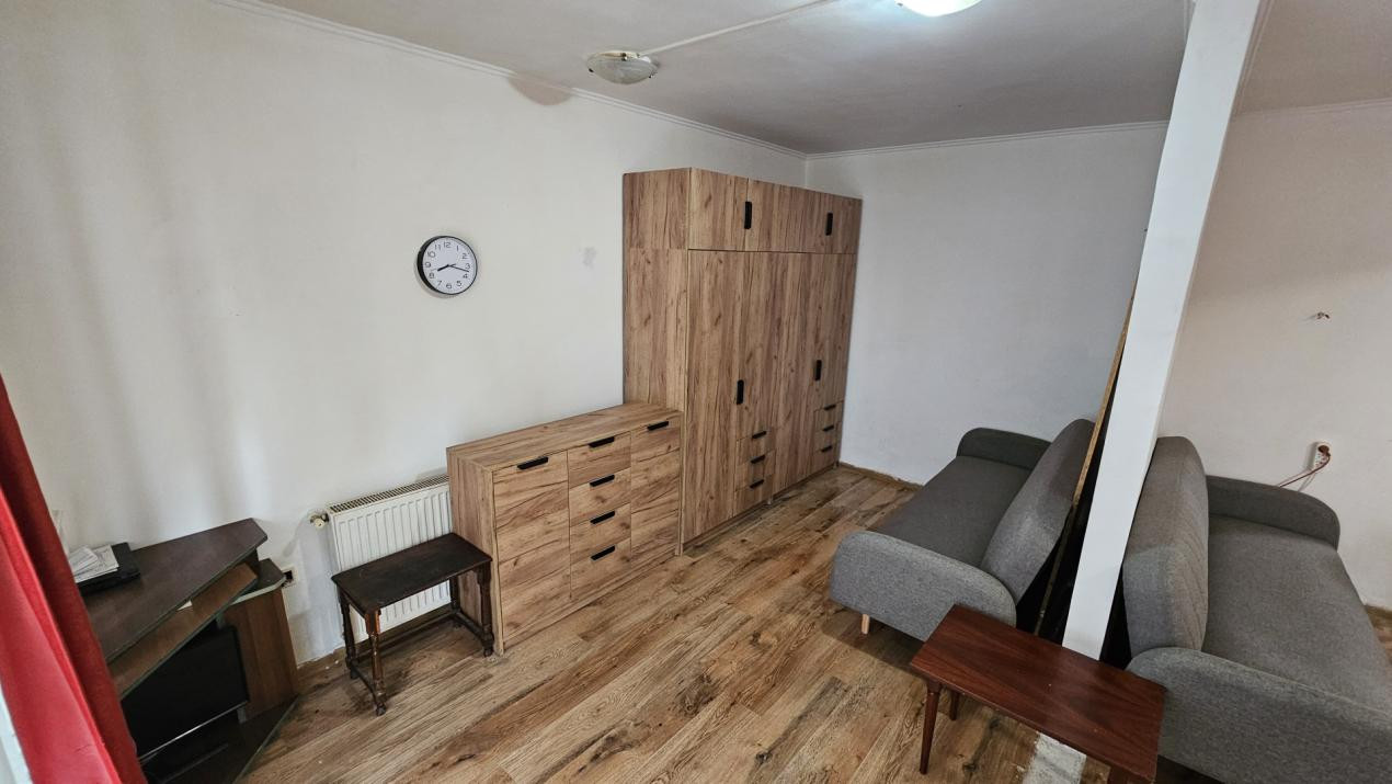 Apartament cu o camera, 39,41 mp, balcon, zona Florilor