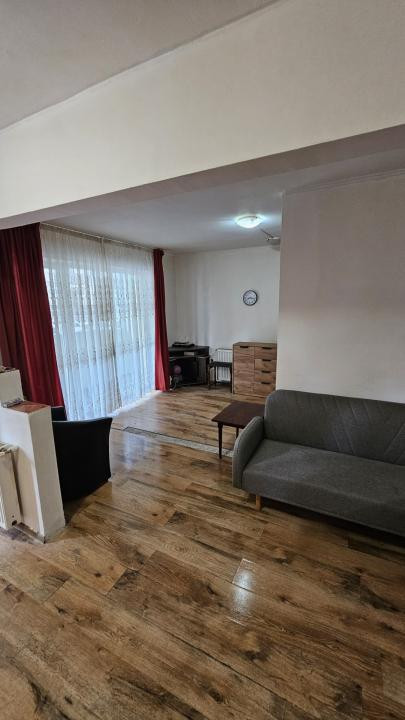 Apartament cu o camera, 39,41 mp, balcon, zona Florilor