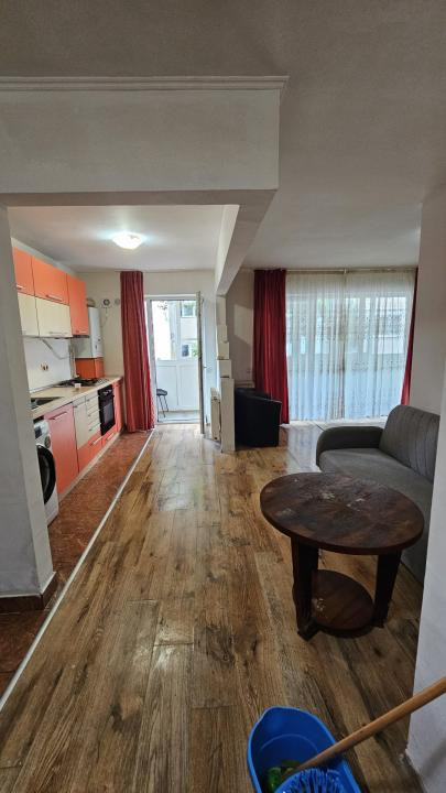 Apartament cu o camera, 39,41 mp, balcon, zona Florilor
