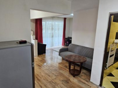 Apartament cu o camera, 39,41 mp, balcon, zona Florilor