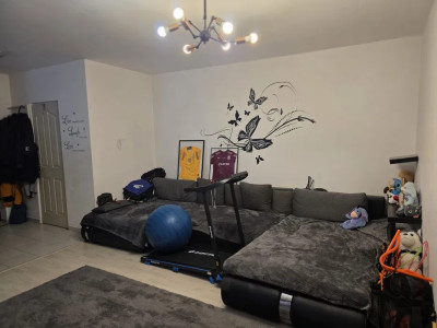 Apartament cu 3 camere, 70 mp, parcare, balcon, zona Tineretului