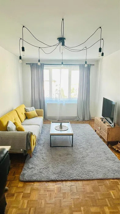Apartament 2 camere, 56 mp, loc de parcare, zona Semicentrala