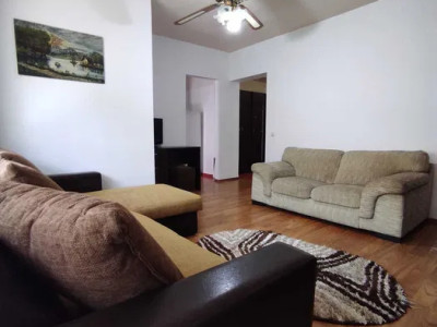 Apartament cu o camera, 32 mp, balcon, zona Eroilor