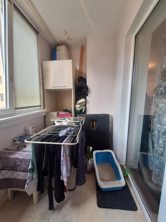 Apartament cu o camera, balcon, zona Florilor