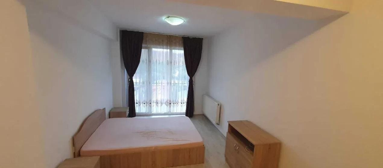Ap 3 camere 62mp + 2 terase 10mp, mobilat si utilat, in spate la VIVO