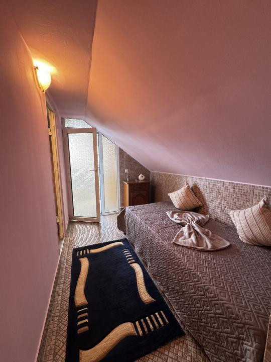 De Inchiriat! Apartament de 5 camere, 3 bai,terasa, garaj,Zona Zorilor