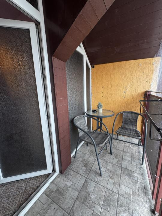 De Inchiriat! Apartament de 5 camere, 3 bai,terasa, garaj,Zona Zorilor
