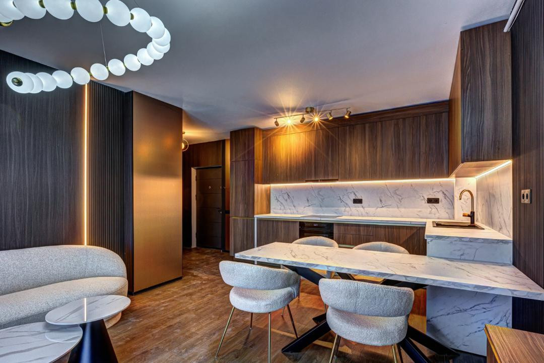 Apartament de 2 camere , 54  mp, Modern , Eroilor