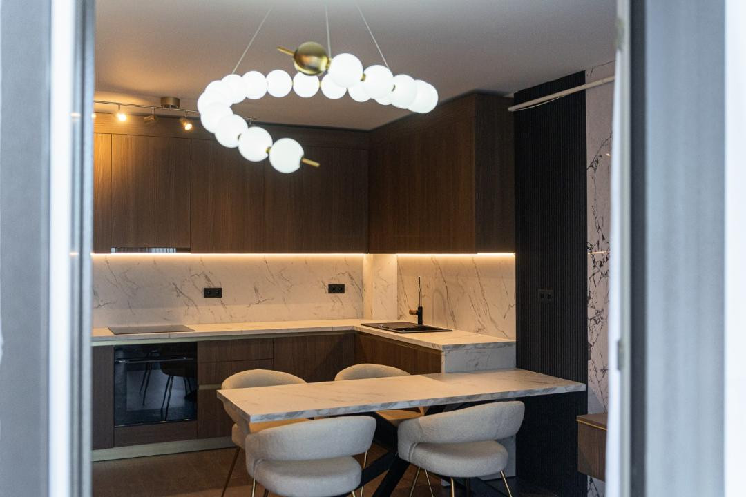 Apartament de 2 camere , 54  mp, Modern , Eroilor