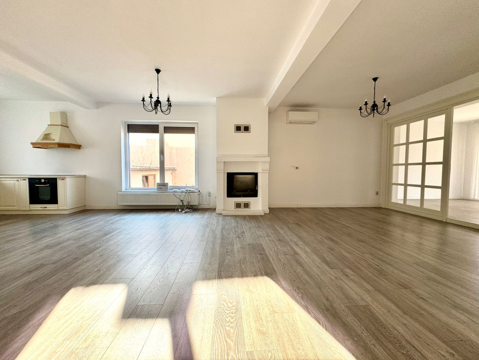 Apartament la casă, 119 mp utili, ultrafinisat, zona Auchan Iris