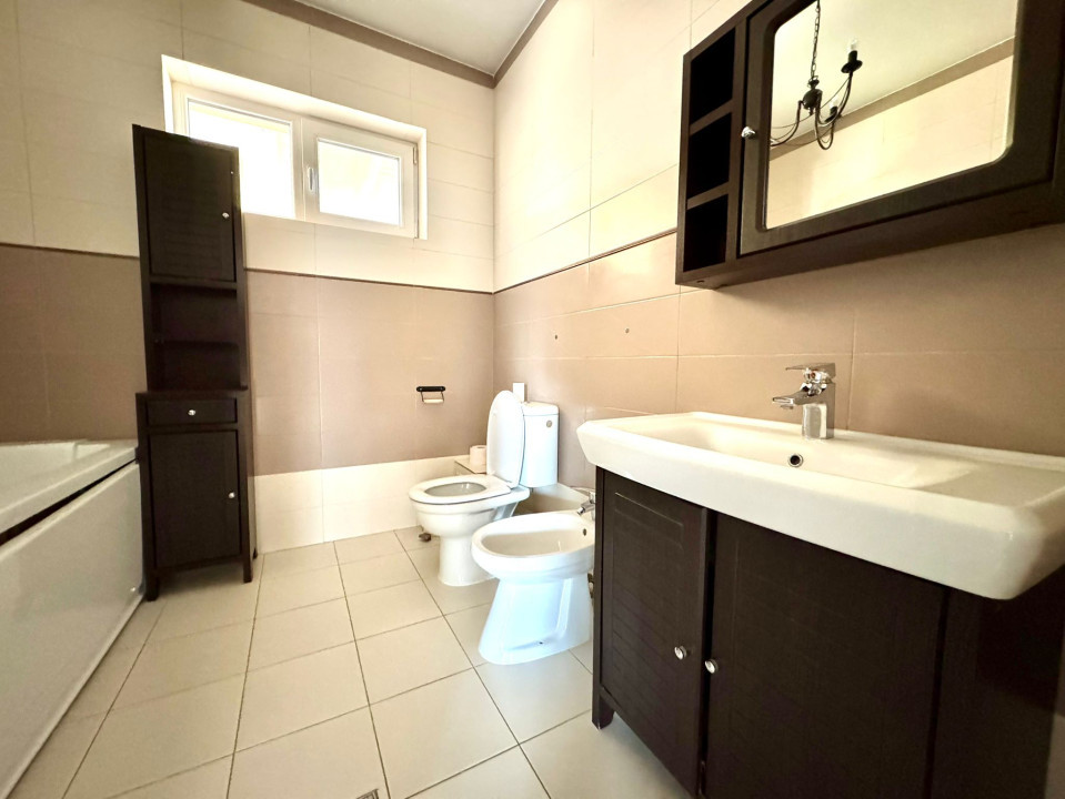Apartament la casă, 119 mp utili, ultrafinisat, zona Auchan Iris