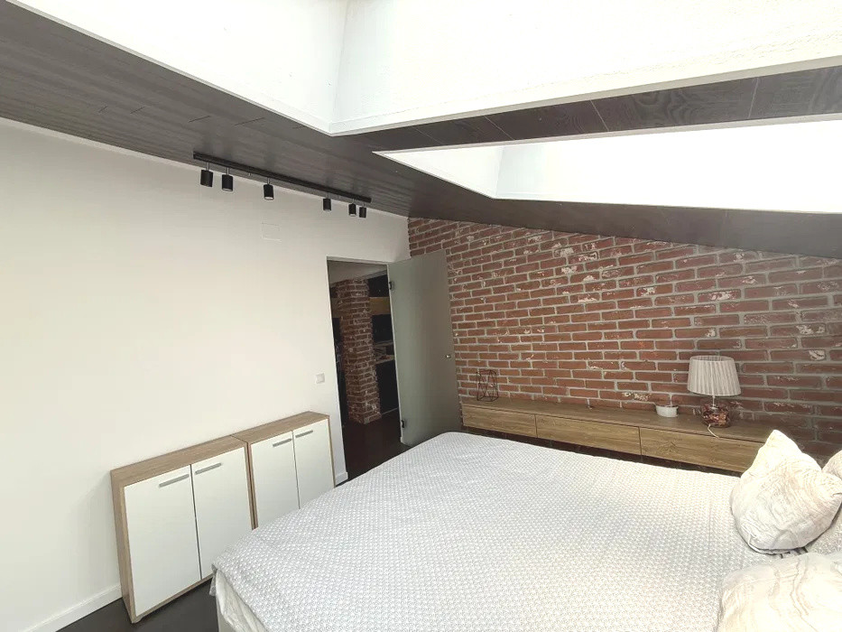 Apartament finisat modern, parcare, zona JYSK Floresti