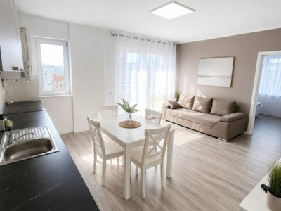 Apartament cu  3 camere,parcare subterană,zona Vivo ( Avram Iancu ) 
