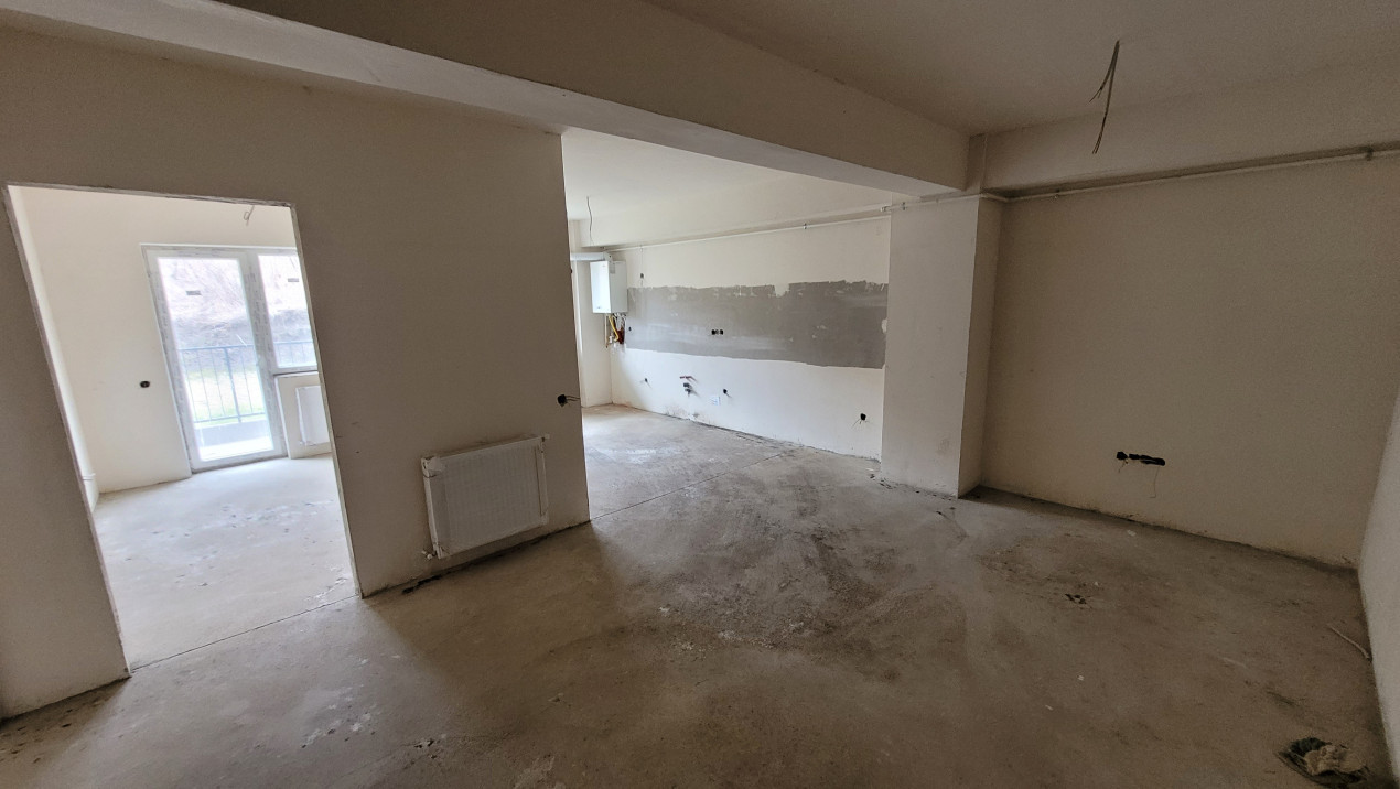 Apartament de 3 camere, 63 mp, semifinisat, zona Terra