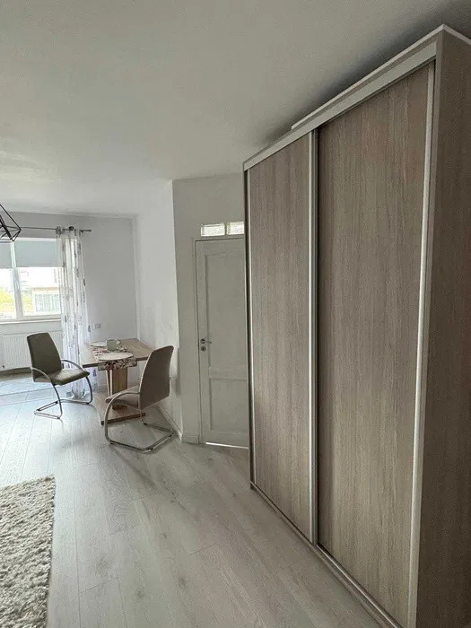 Apartament ideal pt investitie, etajul 1, Floresti