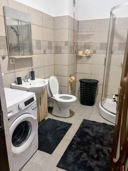 Apartement de 37 mp utili , etaj 1 , Eroilor