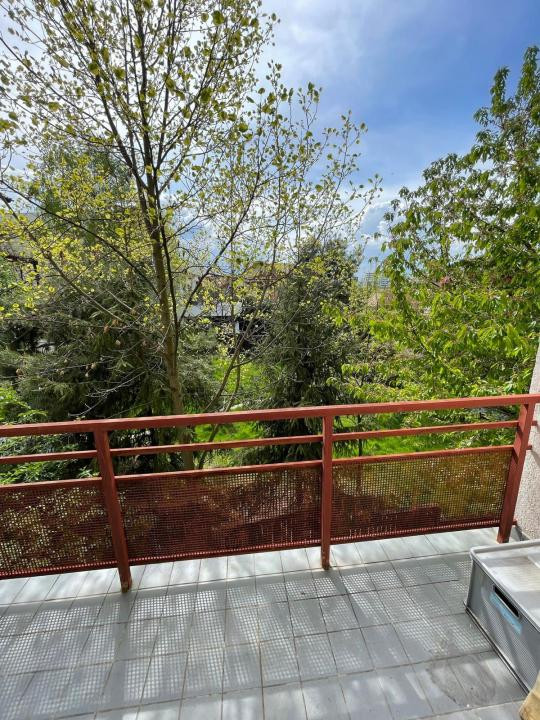 Apartament 3 camere decomandate, 80 mp, 2 terase, zona Grand Hotel Italia