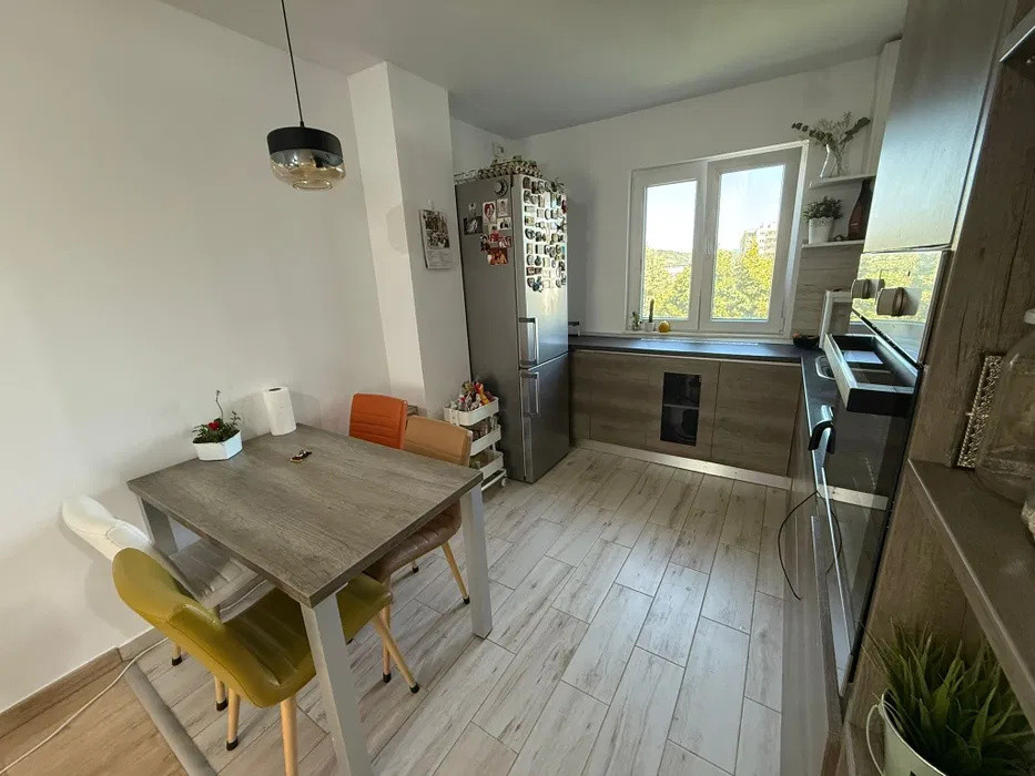 Apartament 4 camere decomandate, 80 mp, renovat si la prima inchiriere, Manastur
