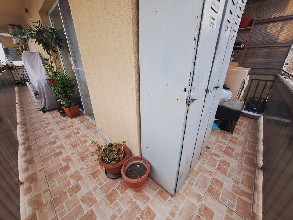 Apartament decomandat, etaj intermediar, zona JYSK, Floresti