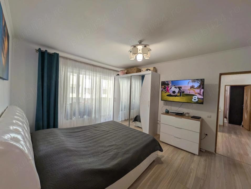Apartament decomandat, etajul 1, balcon, zona Eroilor
