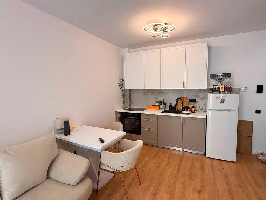 Apartament modern  2 camere, semidecomandate, 40 mp, parcare subterana, Bulgaria
