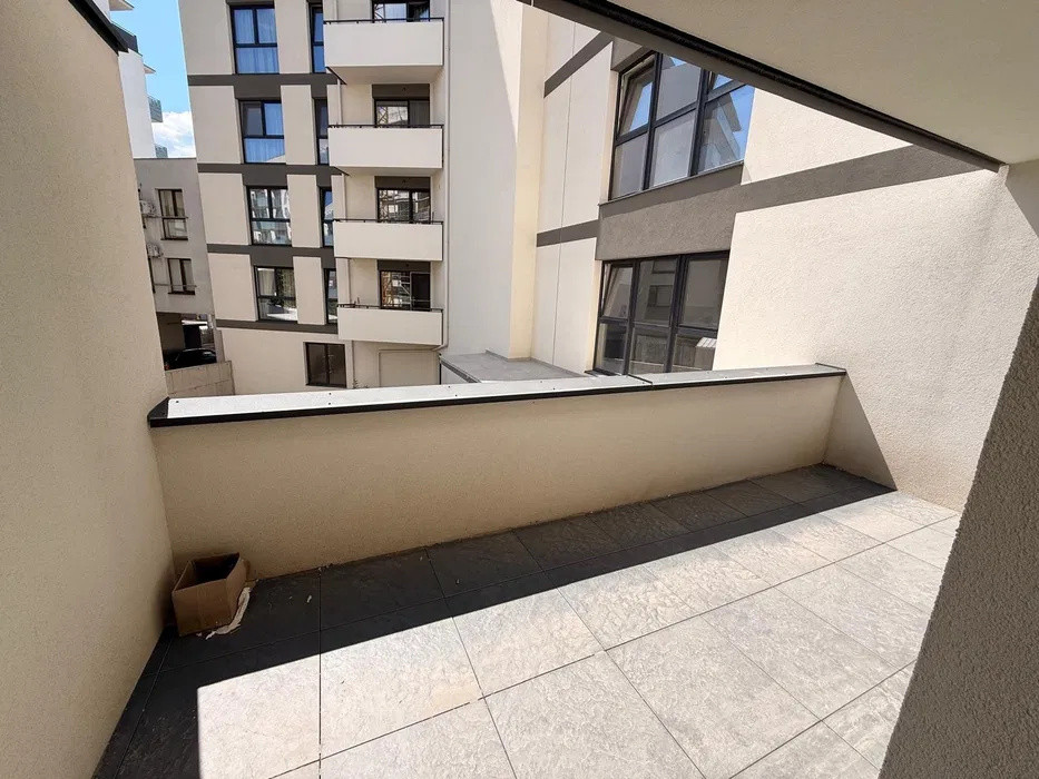 Apartament modern  2 camere, semidecomandate, 40 mp, parcare subterana, Bulgaria
