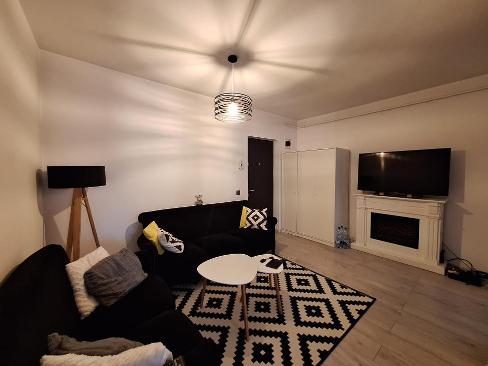 Apartament cu 2 camere, 55 mp, parcare, zona Parcului Poligon