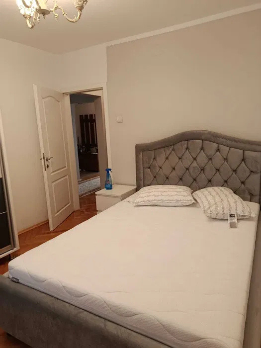 Apartament 3 camere, decomandat, 2 bai, 67 mp, zona Dorobantilor