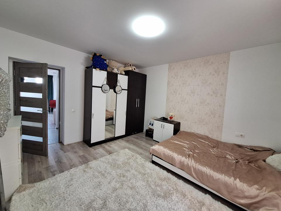 Apartament la etajul 1, parcare, zona Aqua Park Floresti