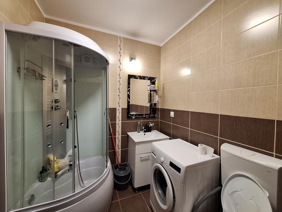 Apartament la etajul 1, parcare, zona Aqua Park Floresti