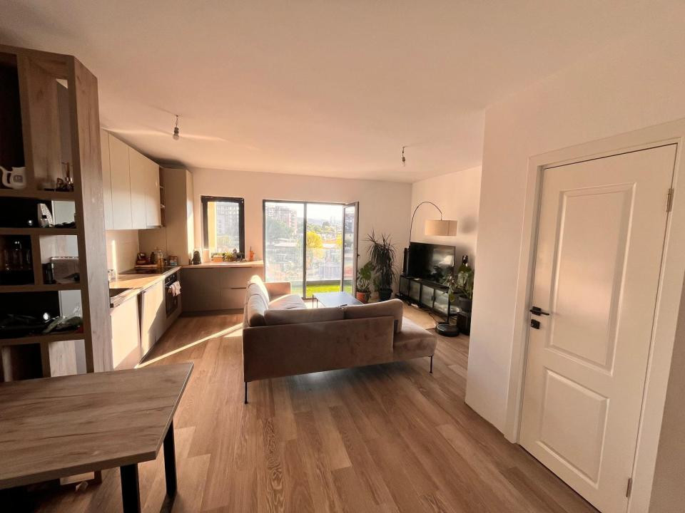 Apartament 3 Camere | 65 mp | 2 Băi + 2 Balcoane | Etaj 2/4 | Zona Somesului