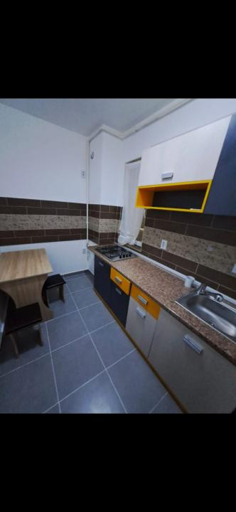 Apartament de inchiriat, 55 mp + terasa, zona Iris 