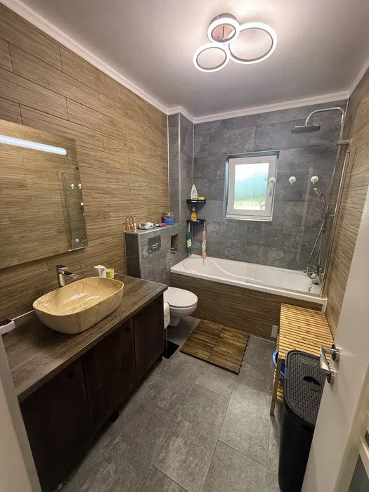 Apartament cu 2 camere, gradina, parcare, zona Dumitru Mocanu