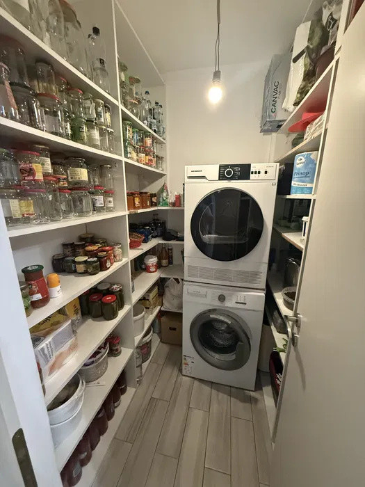 Apartament cu 2 camere, gradina, parcare, zona Dumitru Mocanu