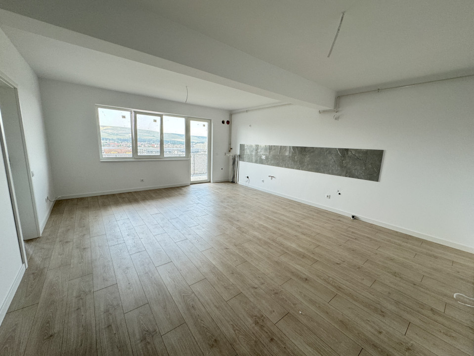 Apartament de 3 camere, 66.6 mp, Finisat, Zona Teilor